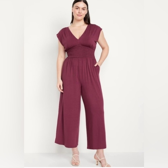 NWT Old Navy Burgundy V-Neck Jumpsuit - Picture 1 of 5
